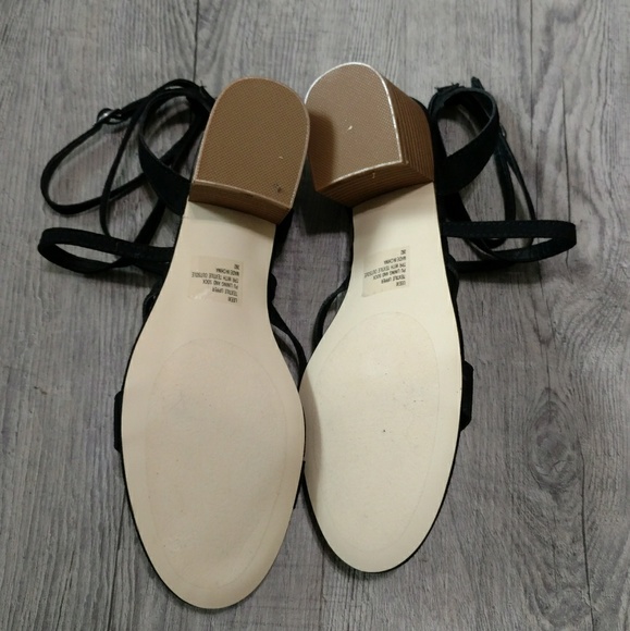 NIB Madden Girl Leexi Sandals - black size 8 - Picture 5 of 8